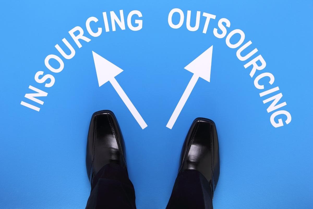 What Is Ecommerce Support Insourcing