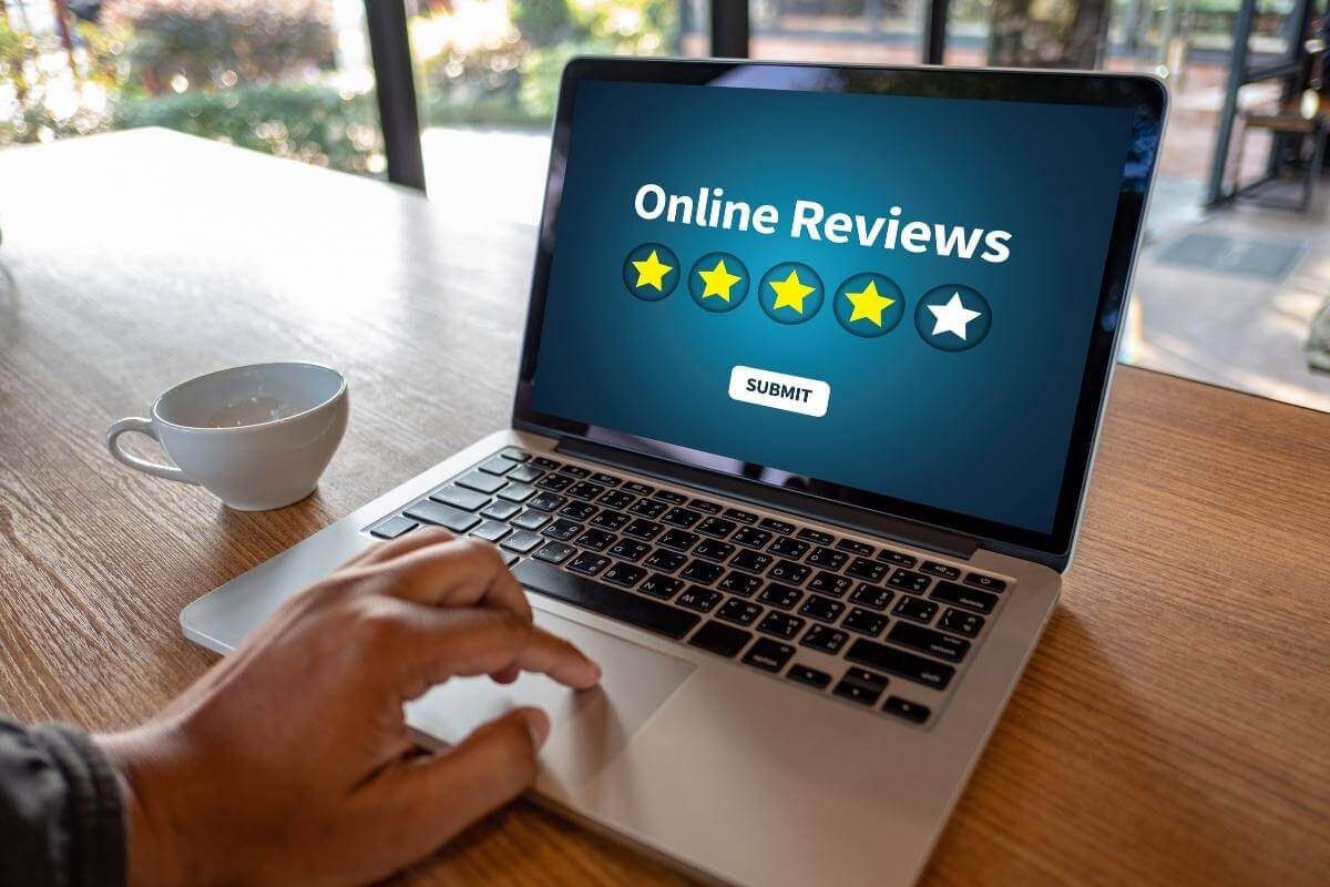 Online reviews evaluation - when choosing a provider, its important to check reviews from past clients.