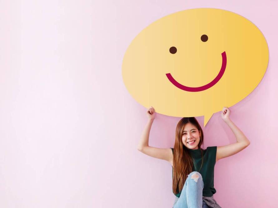 The Right Way To Outsource Customer Service Needs-Featured Image_1034122360
