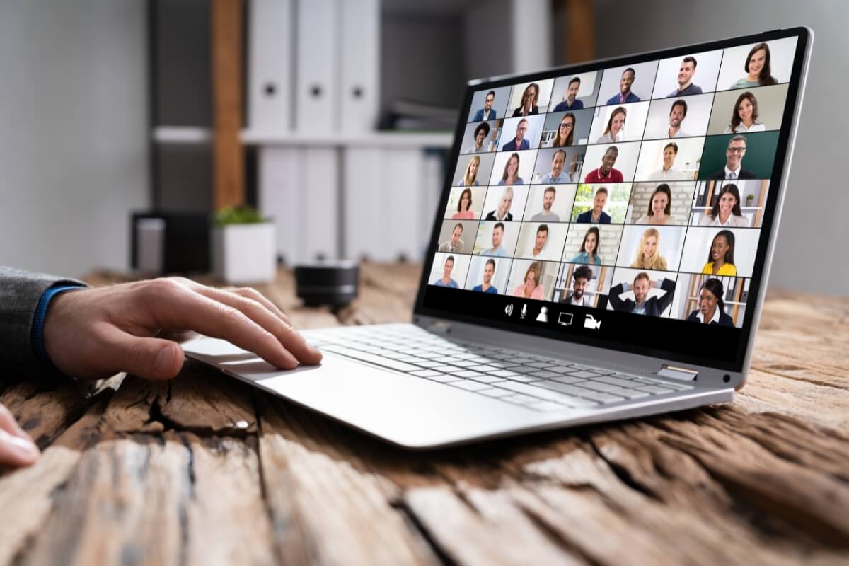Virtual meeting and remote work set up - with Contact center solutions using cloud-based tool, remote work and virtual communication increase productivity even for remote workers