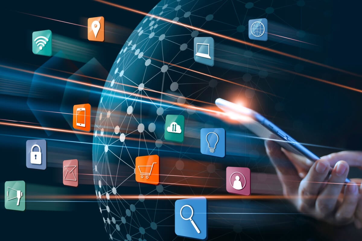 Comprehensive Guide to Outsourcing E-commerce Services - Featured Image