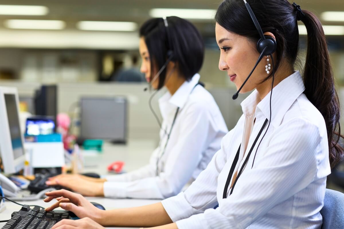 A Complete Guide for Customer Service Outsourcing