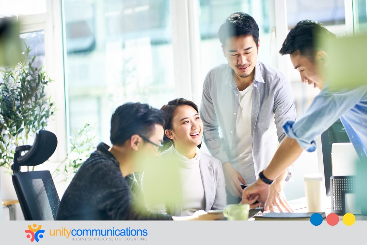 Benefits of outsourcing to the Philippines - featured image