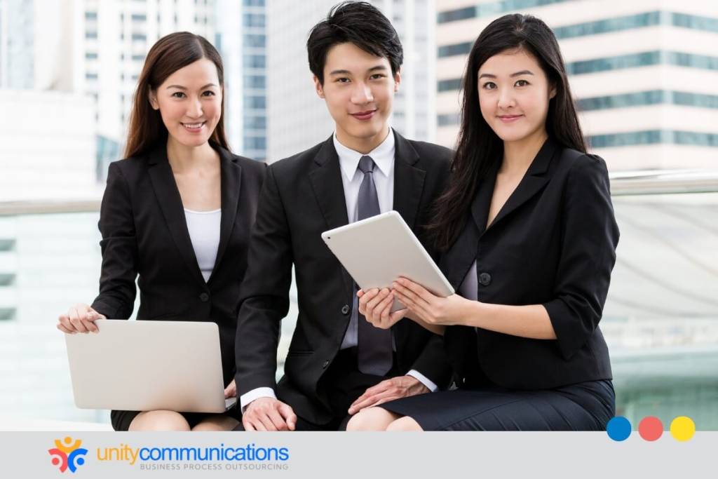 Choosing the right HR outsourcing partner - featured image