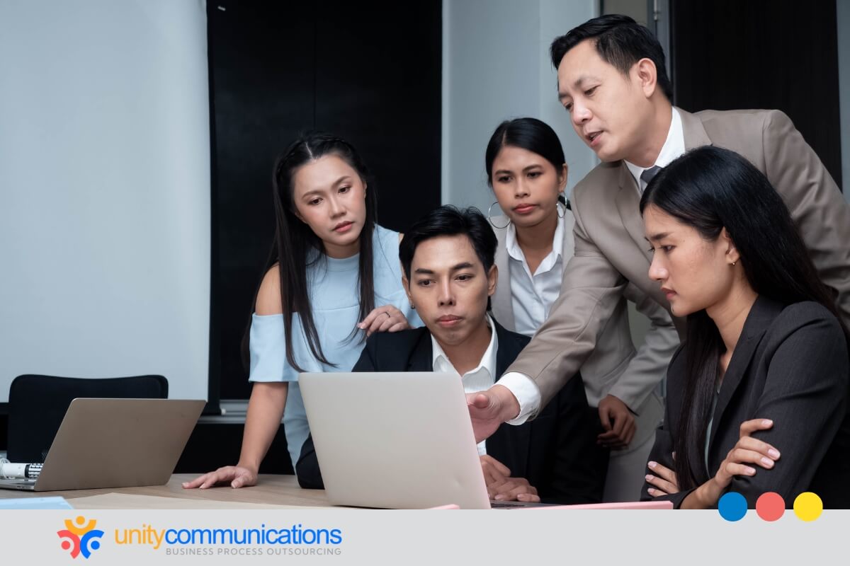 Overcoming challenges in SaaS outsourcing