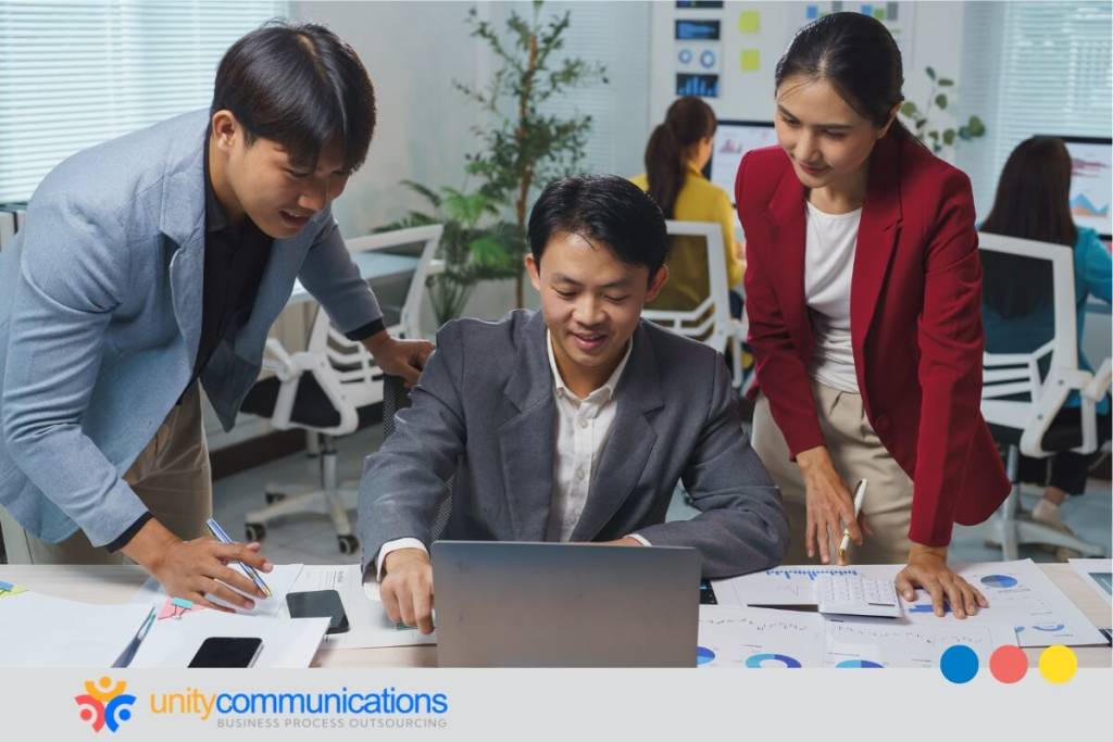 outsourcing remote project management - featured image