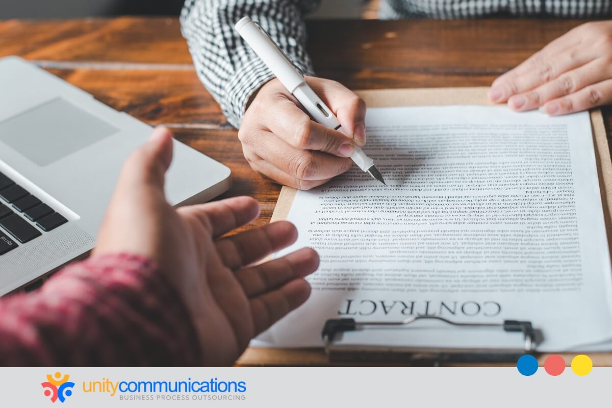8 best practices for transparent CSR reporting in outsourced operations