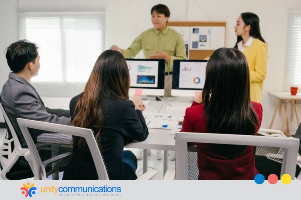 Training outsourced specialized teams - featured image