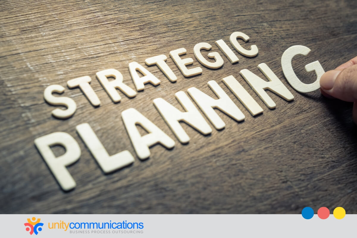 How outsourcing accelerates social media growth