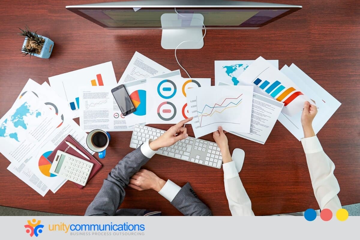 Why is tracking vendor performance metrics important