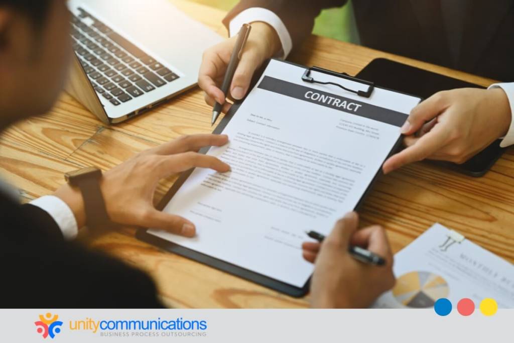 Contract management in logistics outsourcing - featured image