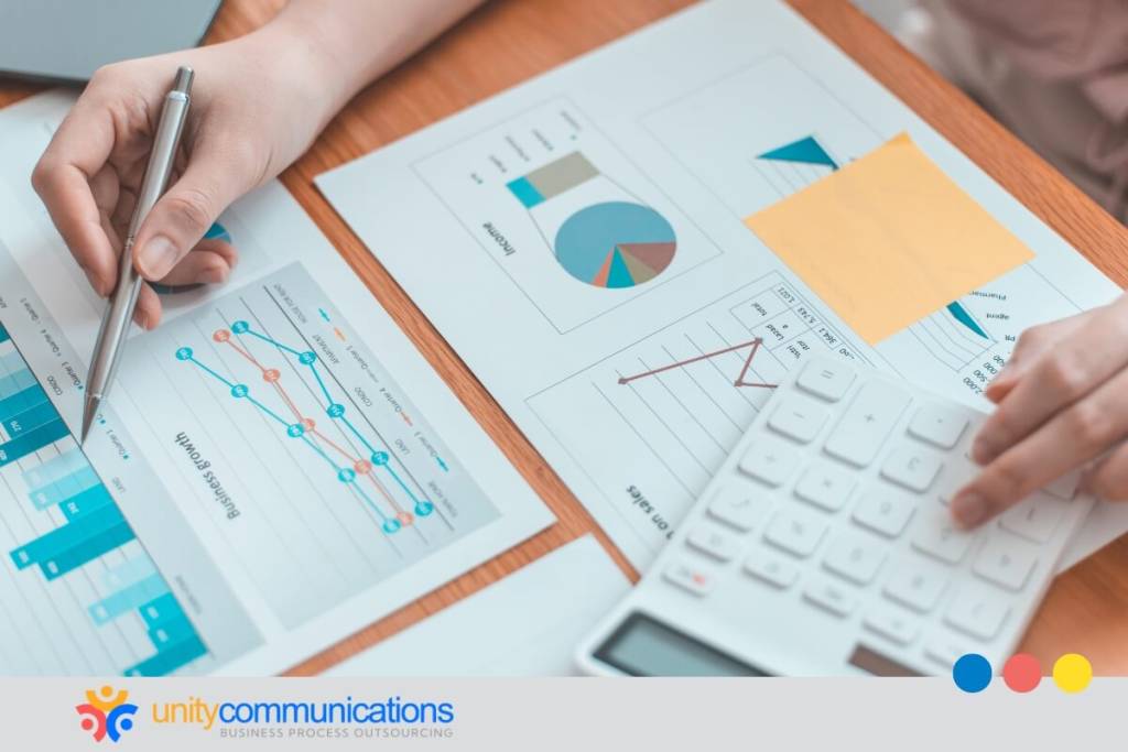 niche specialization outsourcing costs - featured image