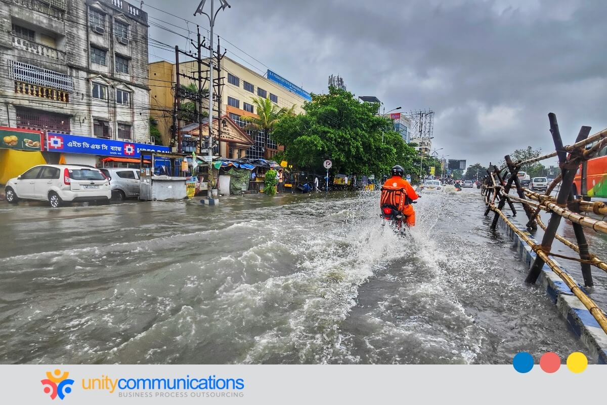 Philippine BPO workers slam DOLE storm rules - featured image