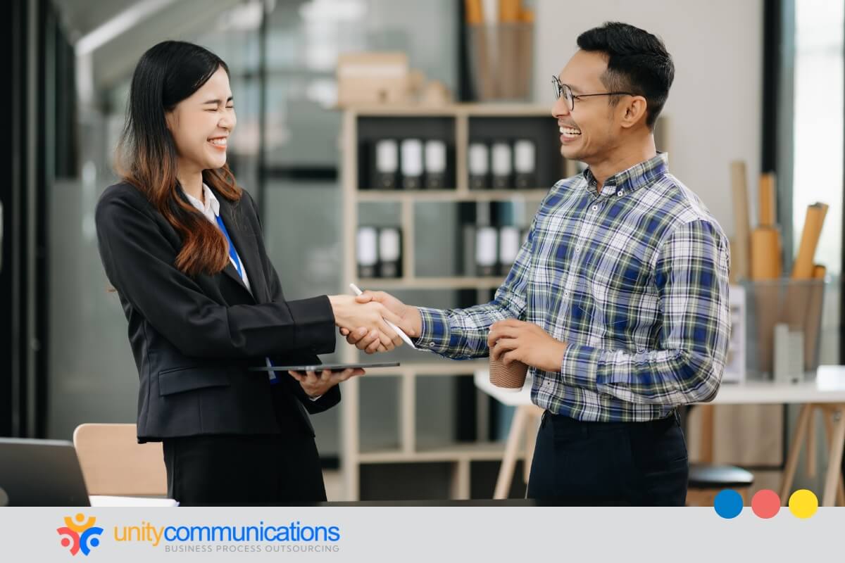 Which AI virtual receptionist offers the best customization options