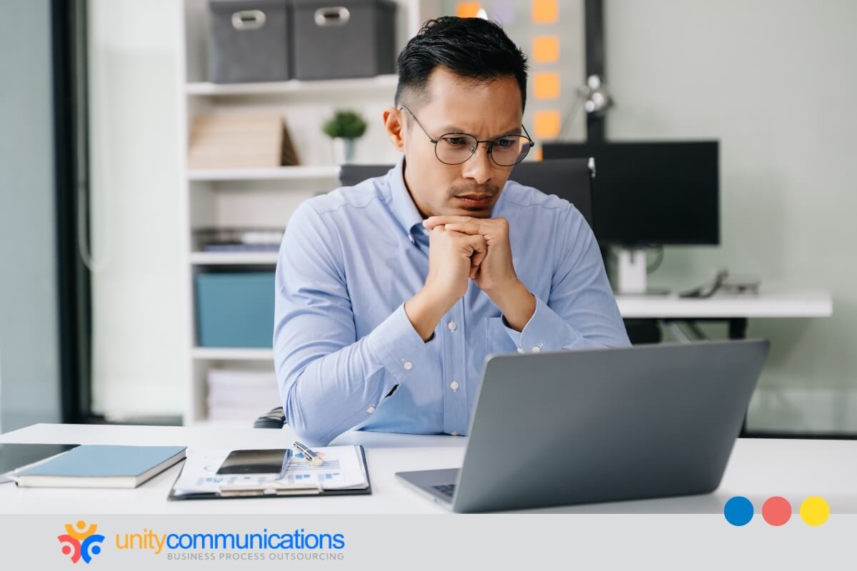 Comparing AI IVR vs. chatbot and when to use voice for your small business