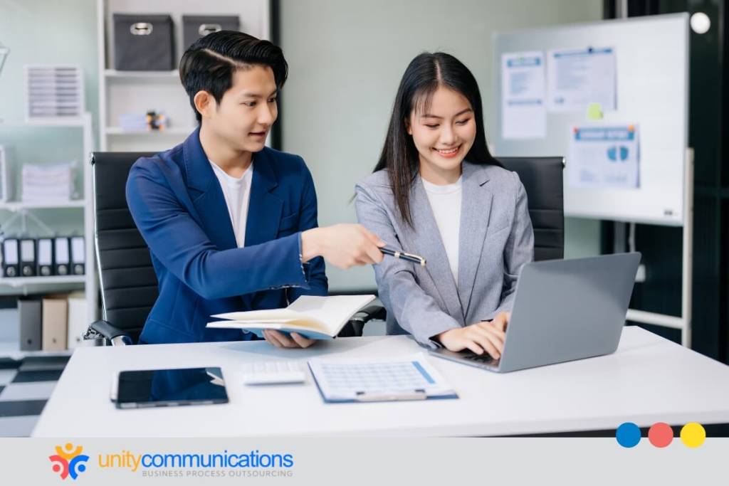 How to outsource HR functions - featured image