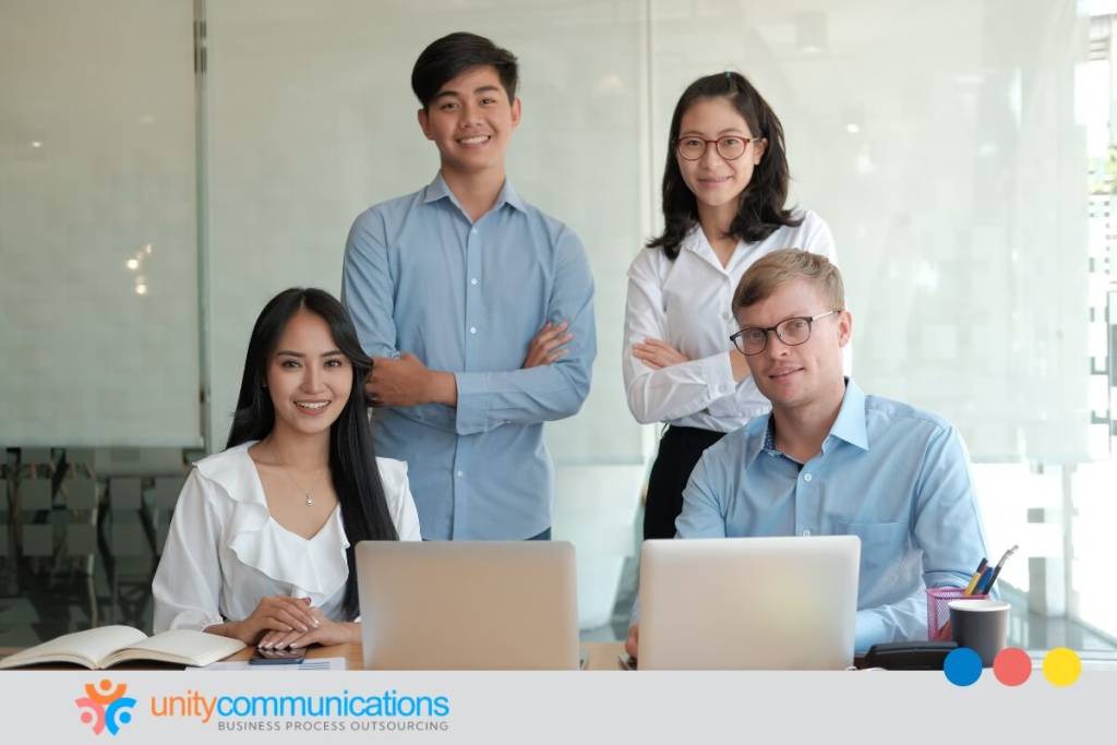 after-hours answering service companies - featured image