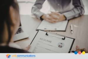 AI’s Economic Paradox From Recession Warnings to a Customer Service Rehiring Wave