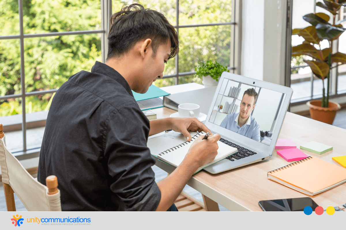 How do EOR and BPO fit into the hybrid workforce model in Mexico