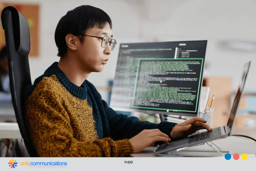 In-House or Outsourced SaaS Help Desk Why the Real Answer Is Both